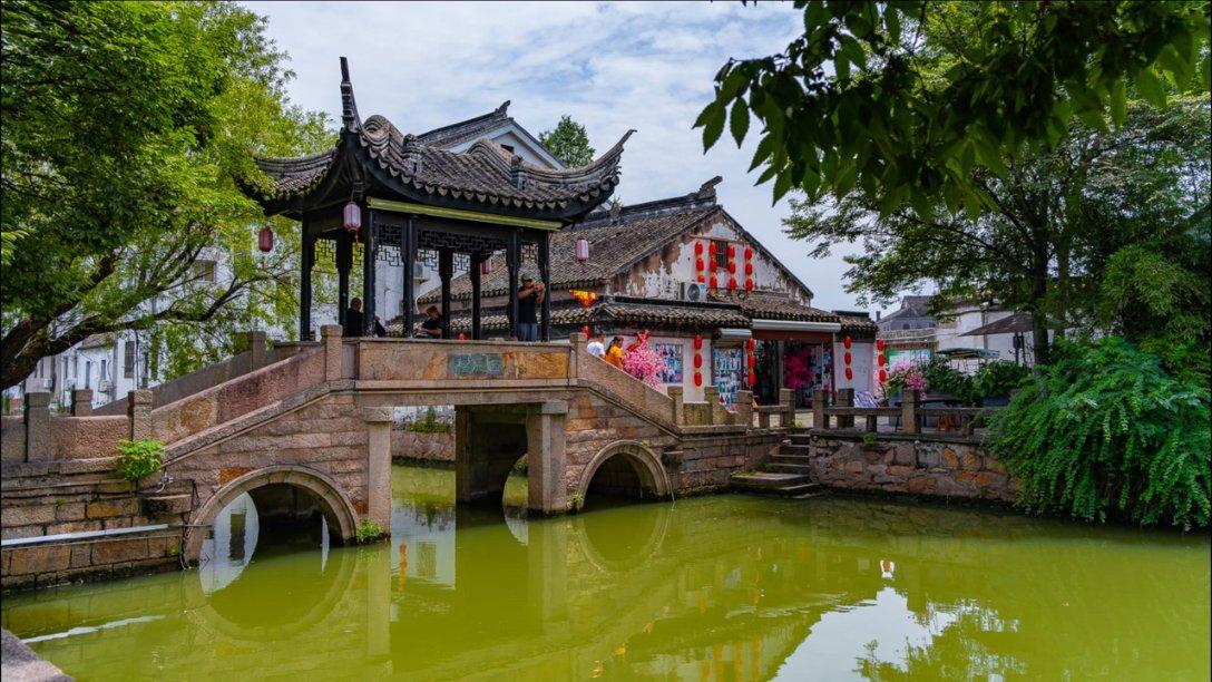 公司经常超时加班,员工能以此理由解除劳动合同吗?-最新热门话题讨论平台